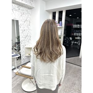 Louer  hairmake×ロング