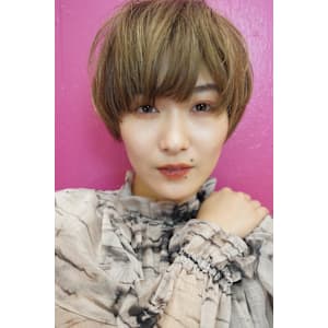 お手入れ簡単　グラデーションレイヤーボブ　表参道　美容院