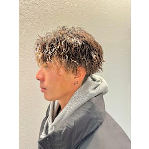 縦落ちツイスパ×センターパート