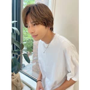 ニュアンスパーマ　ちょい分け　七三　マッシュ　ツーブロック