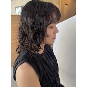 ミディアムクルクルパーマ