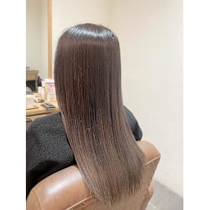 ブリーチ必須のグレージュヘア☆ - 半個室型美容室 Sourire 博多店【ハンコシツガタビヨウシツスーリールハカタテン】掲載中
