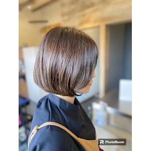 美髪・頭皮メンテナンスケアサロンRe:care×スタイル