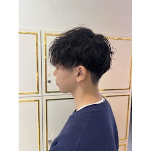 ワックス仕上げメンズパーマ/加藤