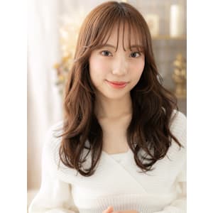 モテ髪ニュアンスパーマ透明感シースルー前髪　細めハイライト