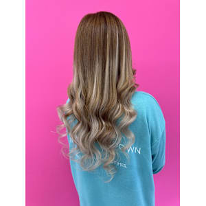 地毛を活かして！エクステグラデーション！