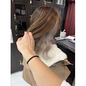 シルバーインナーカラー【錦糸町北口】