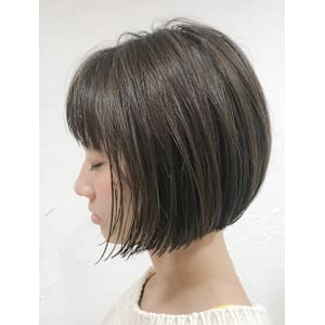 【WILLOW】スムースボブをバームでウェット仕上げ