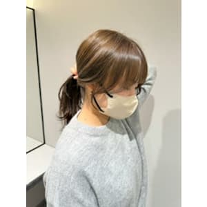 結んでも割れない顔周り