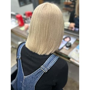 Rumor /ツヤ髪ハイトーン/【whitebeige】