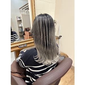 バレイヤージュカラー