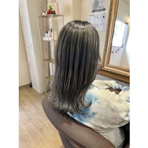 バレイヤージュカラー