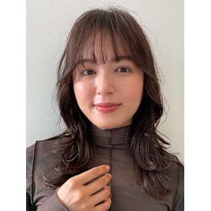 大人女性◎ミディアムレイヤー