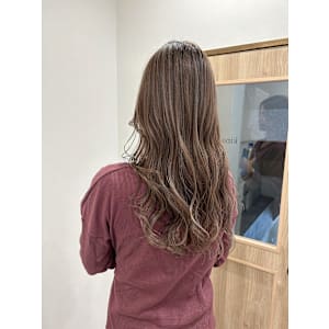 ☆ロングヘア細めハイライト　ミルクティーグレージュ