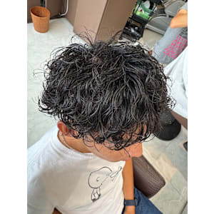 シャドウパーマ(強め)