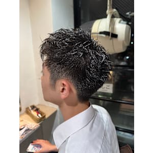 ベリーショートピンパーマ