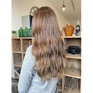 ハニーベージュ