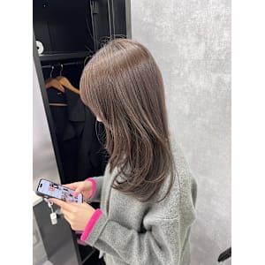 シアーベージュ