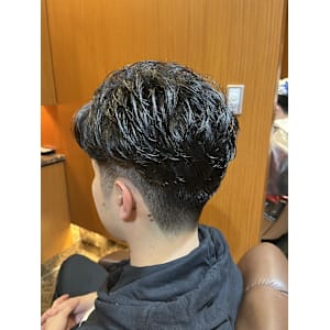 銀座　理容室　ナチュラルパーマ　ビジネスヘア