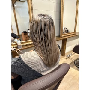 バレイヤージュカラー