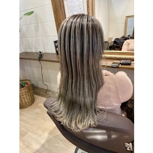 バレイヤージュカラー