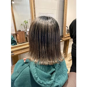 バレイヤージュカラー