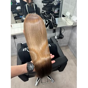 【CYNTHIA/MAKOTO】似合わせカット