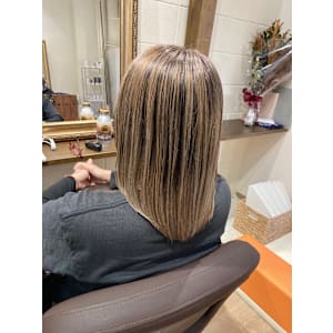 バレイヤージュカラー