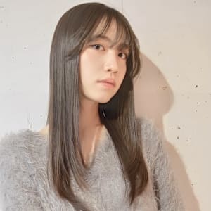 艶感ストレート／髪質改善縮毛矯正／グレージュカラー