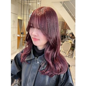 ラベンダーピンク韓国風ヘアケアブリーチ×小野ふゆり