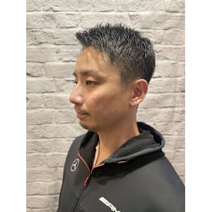 メンズ/ショート/刈り上げ/アップバング/短髪