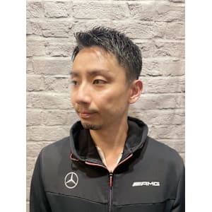 メンズ/ショート/刈り上げ/アップバング/短髪