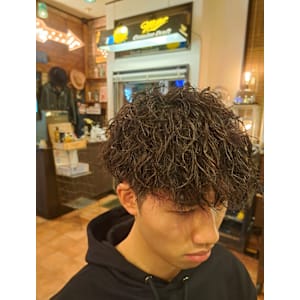 ツーブロマッシュツイスパ