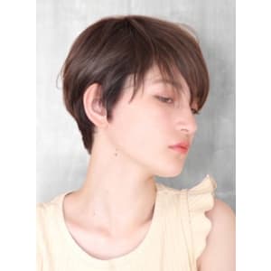 ショート・ボブ/白髪ぼかし/ハイライト/絶壁解消/