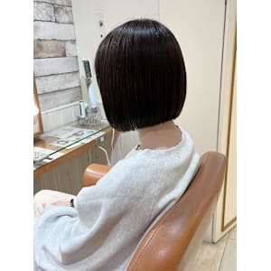 【Ｎｅｏｌｉｖｅｋｕｔａ町田店】切りっぱなしボブ