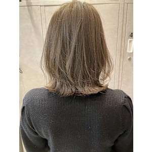 【NOA】透明感ベージュ大人レイヤー