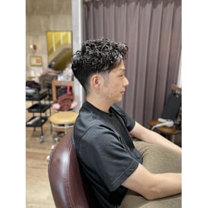 短め強めパーマ