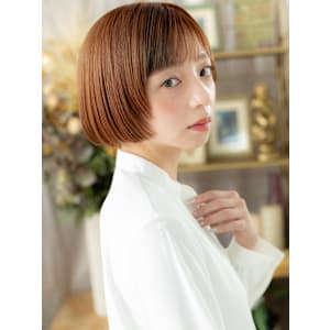 フェイスフレーミング前下がり小顔ミニボブアプリコットオレンジ