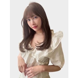 ロングレイヤー　顔周りレイヤー　アッシュカラー