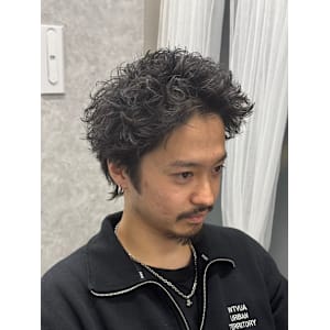 スパイキーショート