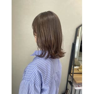 大人可愛い/赤みなしカラー