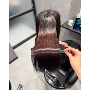 カラーと縮毛矯正同日施術でもできる!