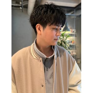 マッシュショート　爽やか　20代　ツイストスパイラルパーマ