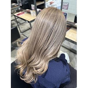 ヘーゼルベージュ