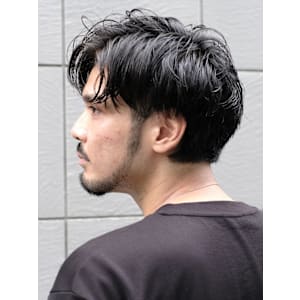 大人男性◎ツーブロックセンターパート