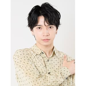 [新宿/新宿駅/新宿三丁目駅/髪質改善/韓国/ハイライト]