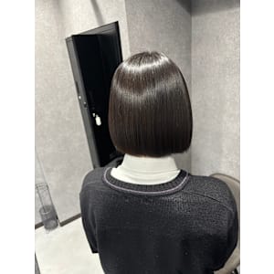 ボブでもツヤツヤな髪の毛へ