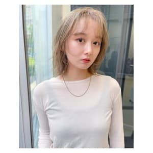 AiM×ミディアム