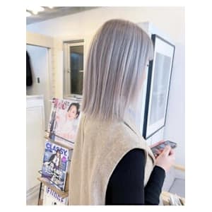 AiM×ミディアム