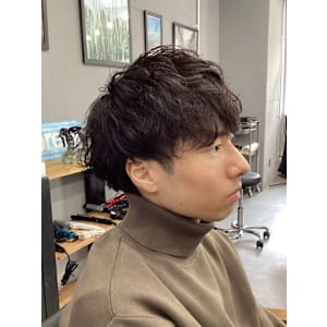 WAVY 桜木町店×メンズシャドウパーマ